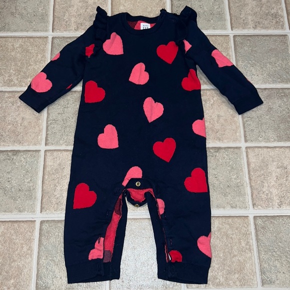 Adorable sweater long sleeve romper - Picture 1 of 3